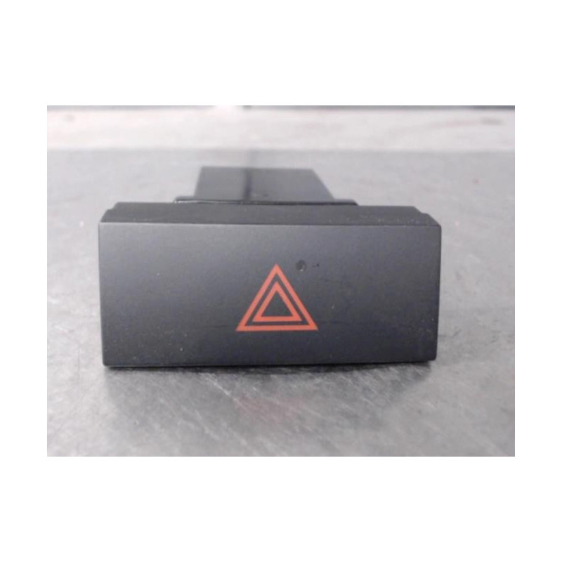 Bouton de warning HYUNDAI COUPE 2