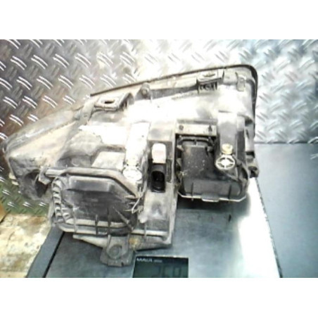 Optique avant principal gauche (feux)(phare) AUDI A4 2 Photo n°1