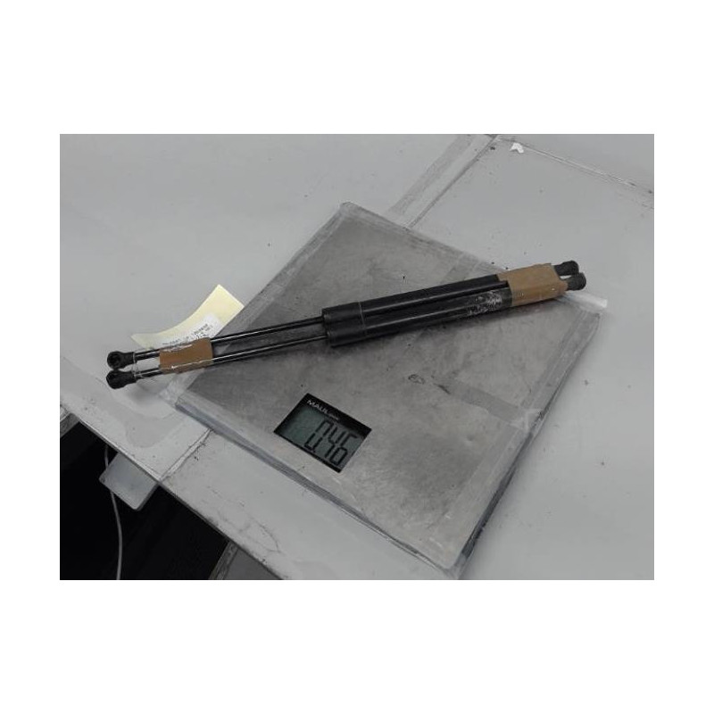 Verin de coffre PEUGEOT 208 1