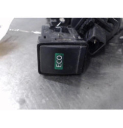 Bouton de warning NISSAN NV200 Photo n°4