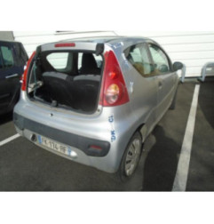 Capot PEUGEOT 107 Photo n°8