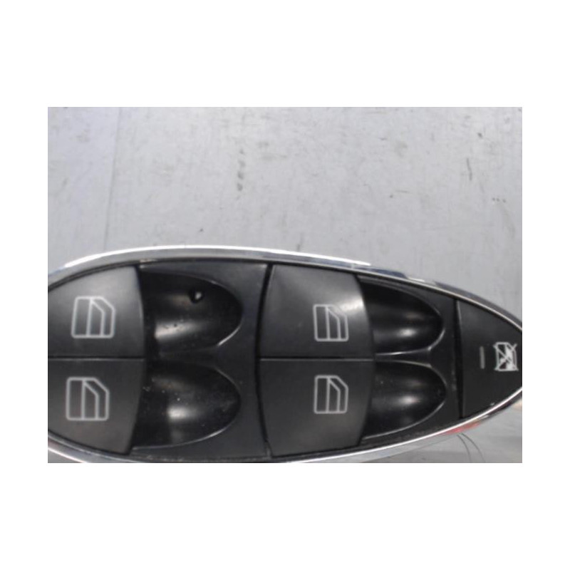 Interrupteur de leve vitre avant gauche MERCEDES CLASSE E 211