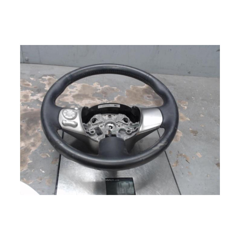 Volant NISSAN MICRA 4