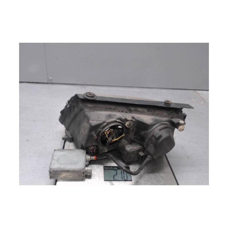 Optique avant principal droit (feux)(phare) VOLKSWAGEN PASSAT 4