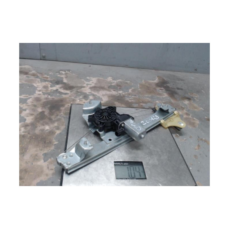 Moteur leve vitre avant droit RENAULT CLIO 4