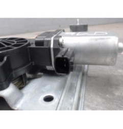 Moteur leve vitre avant droit RENAULT CLIO 4