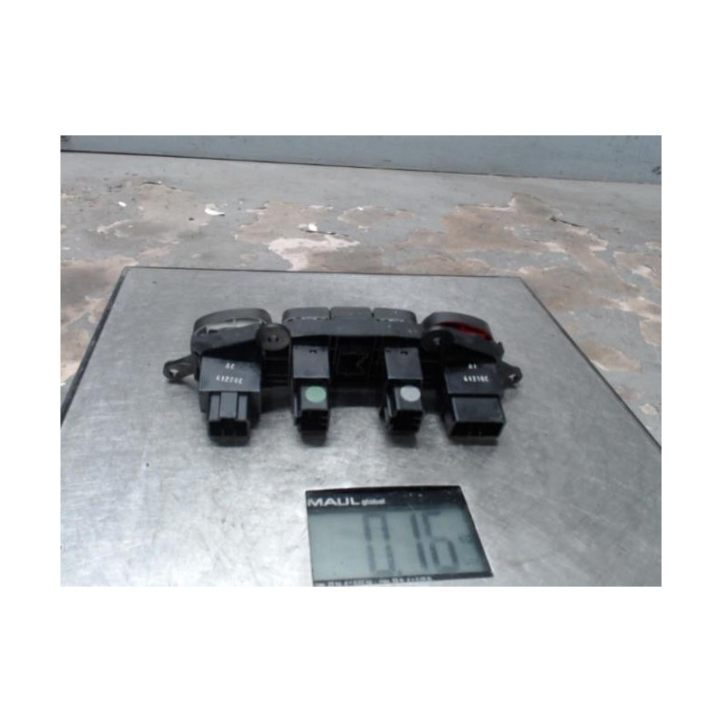 Bouton de warning HYUNDAI SATELLITE 1