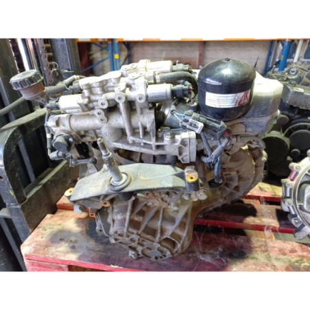 Boite de vitesses RENAULT TRAFIC 2
