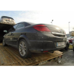 Attache ceinture arriere droit OPEL ASTRA H Photo n°7