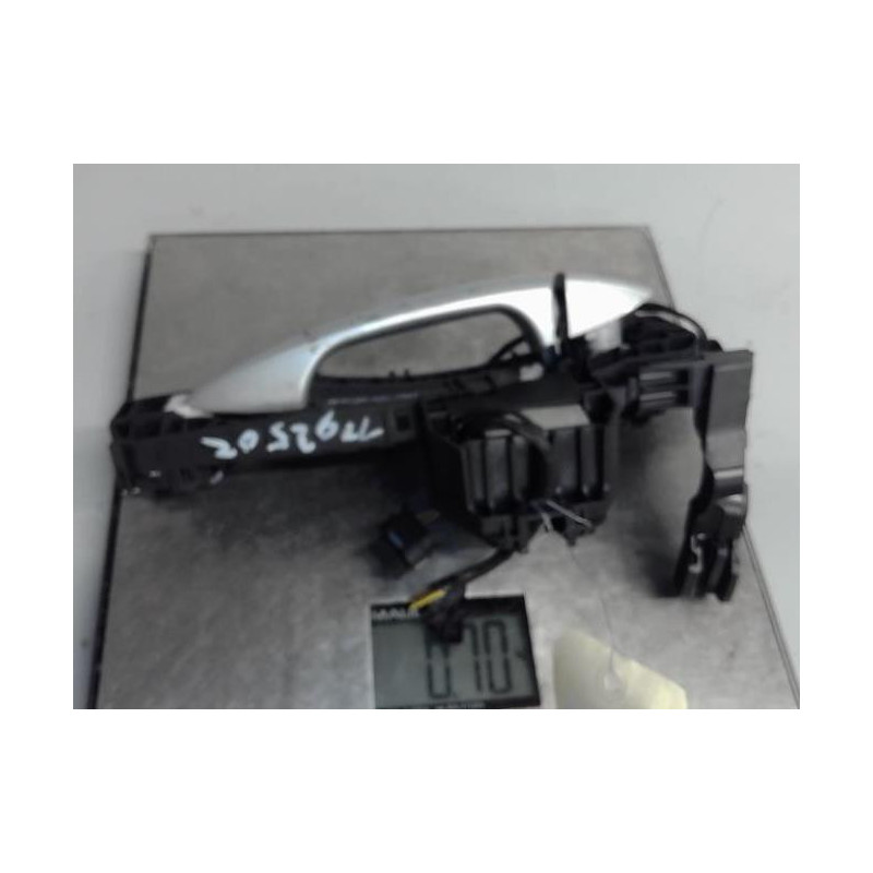 Poignee porte avant gauche MERCEDES CLASSE M 166