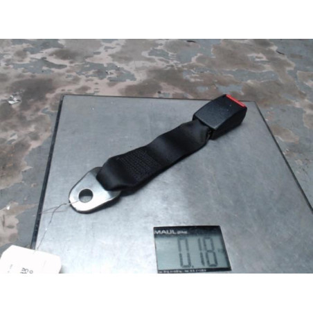 Attache ceinture arriere gauche OPEL CORSA A