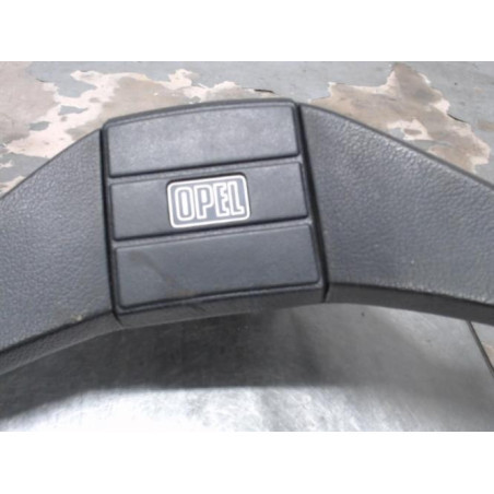 Volant OPEL CORSA A Photo n°1