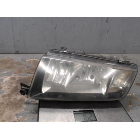 Optique avant principal gauche (feux)(phare) SKODA FABIA 1