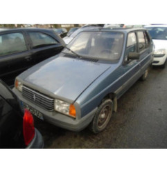 Attache ceinture avant gauche CITROEN VISA Photo n°6