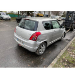 Compresseur clim SUZUKI SWIFT 3 Photo n°7