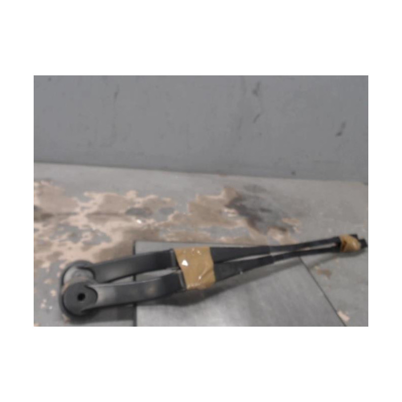 Bras essuie glace avant FORD FOCUS 3