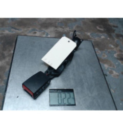 Attache ceinture arriere gauche RENAULT TWINGO 3 Photo n°1