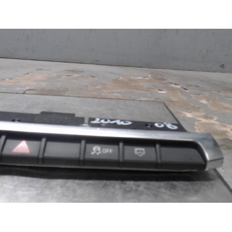 Bouton de warning AUDI A3 3 Photo n°1