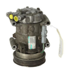 Compresseur clim RENAULT CLIO 3 Photo n°1