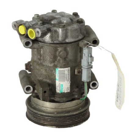 Compresseur clim RENAULT CLIO 3 Photo n°1