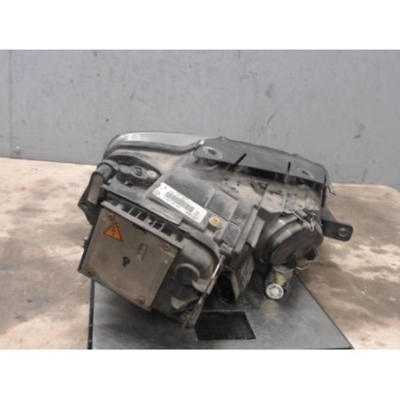 Optique avant principal gauche (feux)(phare) VOLKSWAGEN PASSAT 5 Photo n°1