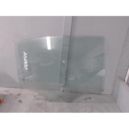 Vitre arriere droit VOLKSWAGEN PASSAT 5 Photo n°1