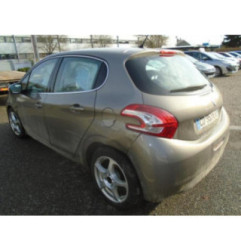 Moteur start stop PEUGEOT 208 Photo n°4