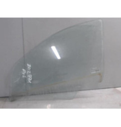 Vitre avant gauche DACIA SANDERO 1