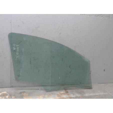 Vitre avant gauche PEUGEOT 207 Photo n°1