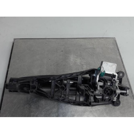 Poignee porte avant droit OPEL ASTRA H