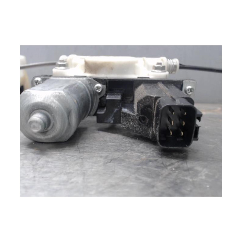 Moteur leve vitre avant gauche KIA RIO 3