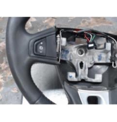 Volant RENAULT MEGANE 3 Photo n°1