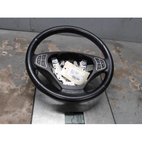 Volant KIA CEE-D 1 Photo n°1