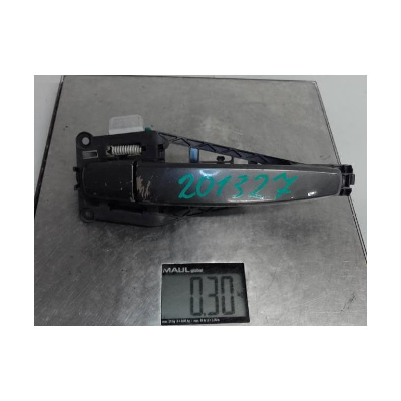 Poignee porte avant droit OPEL CORSA D