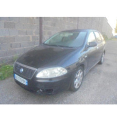 Feu arriere principal gauche (feux) FIAT CROMA 2 Photo n°10