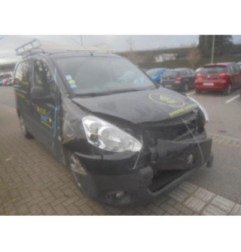 Vitre avant gauche PEUGEOT PARTNER 2 Photo n°4