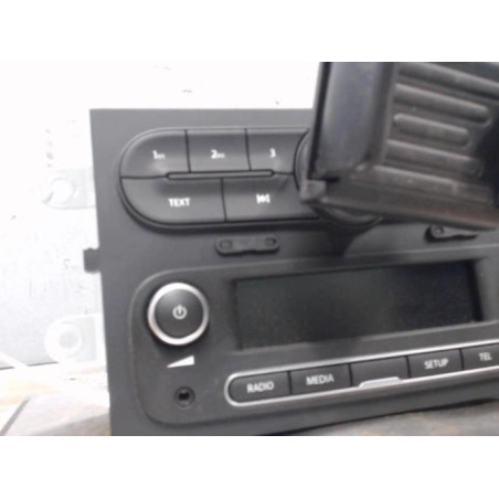 Autoradio d'origine RENAULT TWINGO 3 Photo n°1