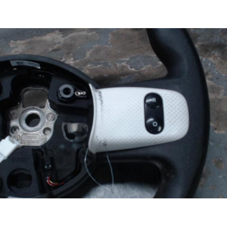 Volant RENAULT TWINGO 3 Photo n°1