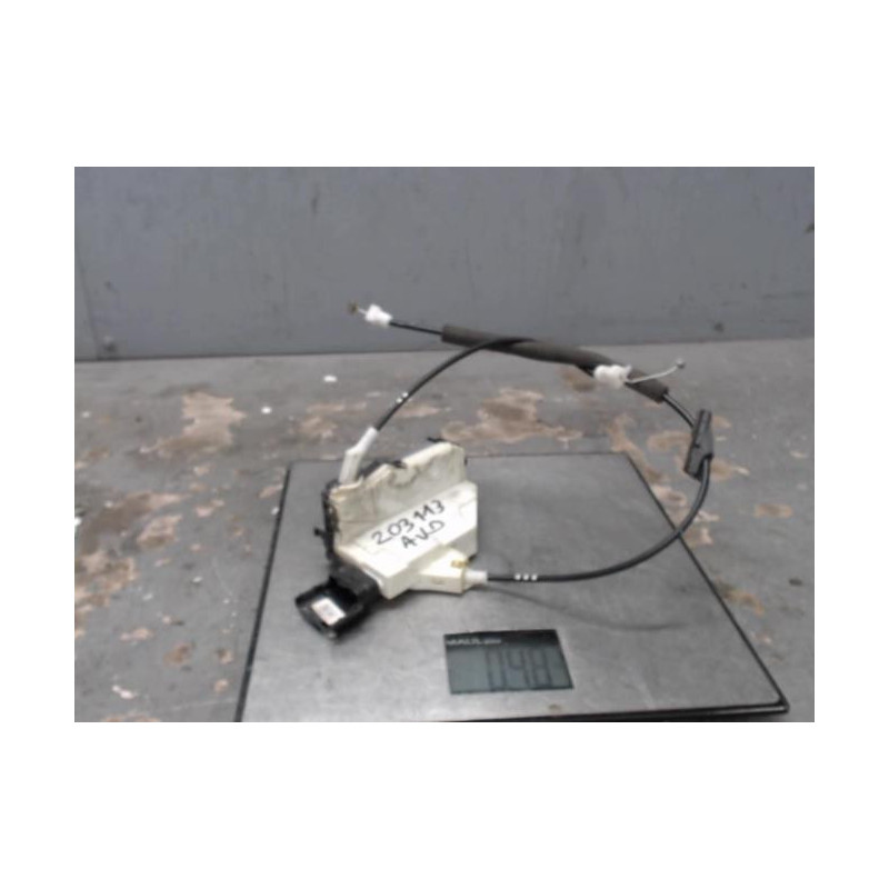 Serrure avant droit PEUGEOT 3008 1