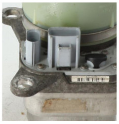 Pompe de direction VOLVO C 30 Photo n°9