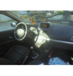 Ecran GPS RENAULT CLIO 3 Photo n°9