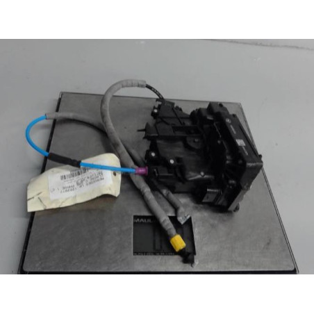 Serrure avant droit MERCEDES CLASSE C 205 Photo n°1