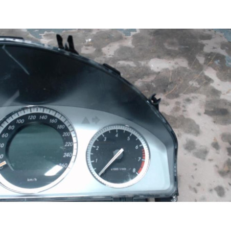 Compteur MERCEDES CLASSE C 204 Photo n°1
