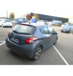 Moteur start stop PEUGEOT 208 1 Photo n°8