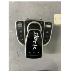 Commande GPS MERCEDES CLASSE C 205 Photo n°4