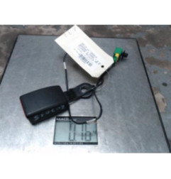 Attache ceinture avant gauche DACIA SANDERO 2