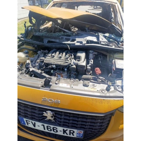 Triangle avant gauche PEUGEOT 208 2