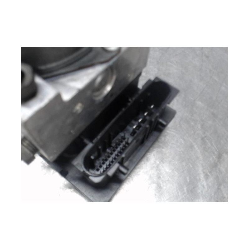 Bloc ABS (freins anti-blocage) NISSAN PRIMERA 4