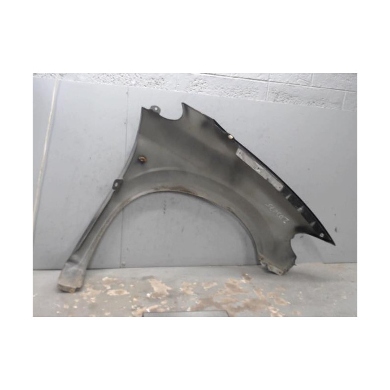 Aile avant gauche CHRYSLER GRAND VOYAGER 4