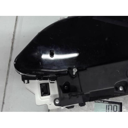 Compteur TOYOTA YARIS 2 Photo n°1